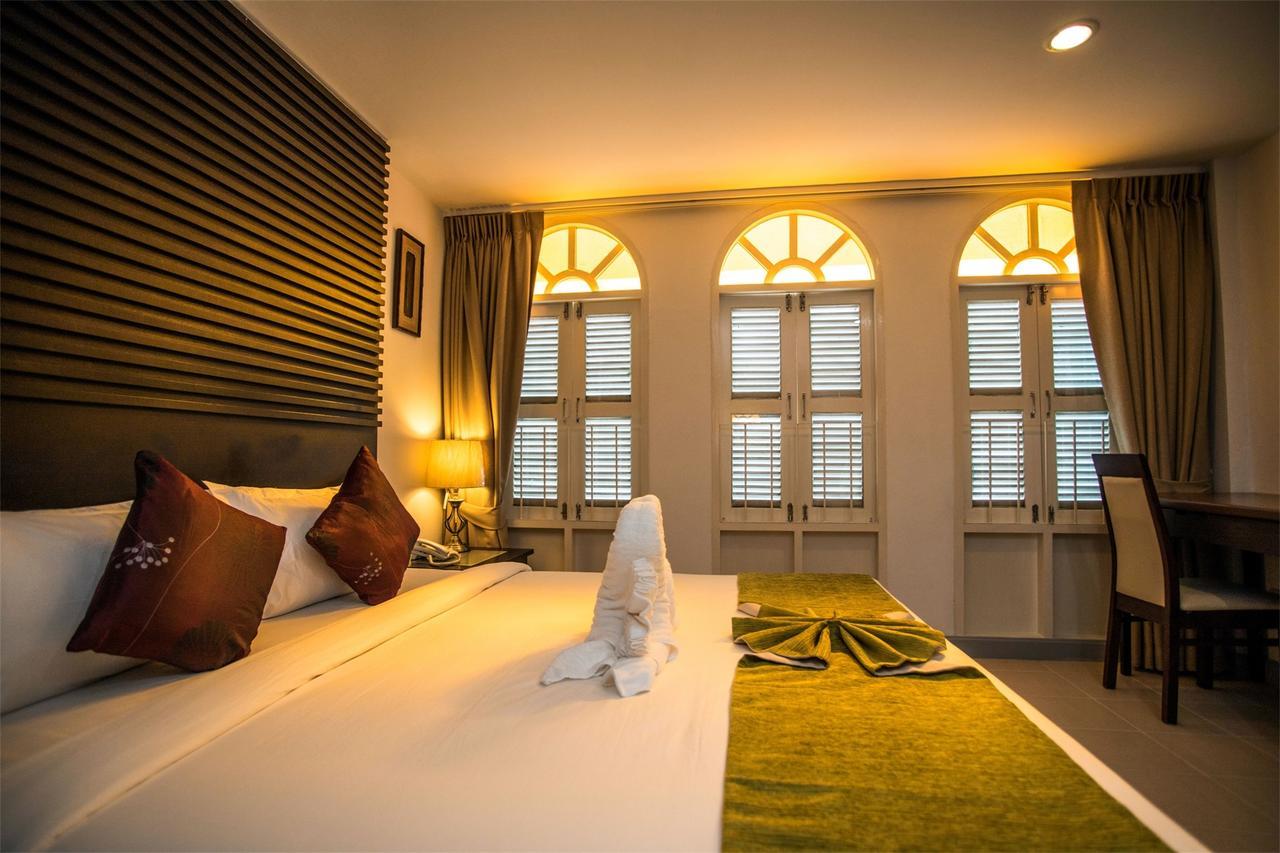 Sino House Patong Hotell Eksteriør bilde