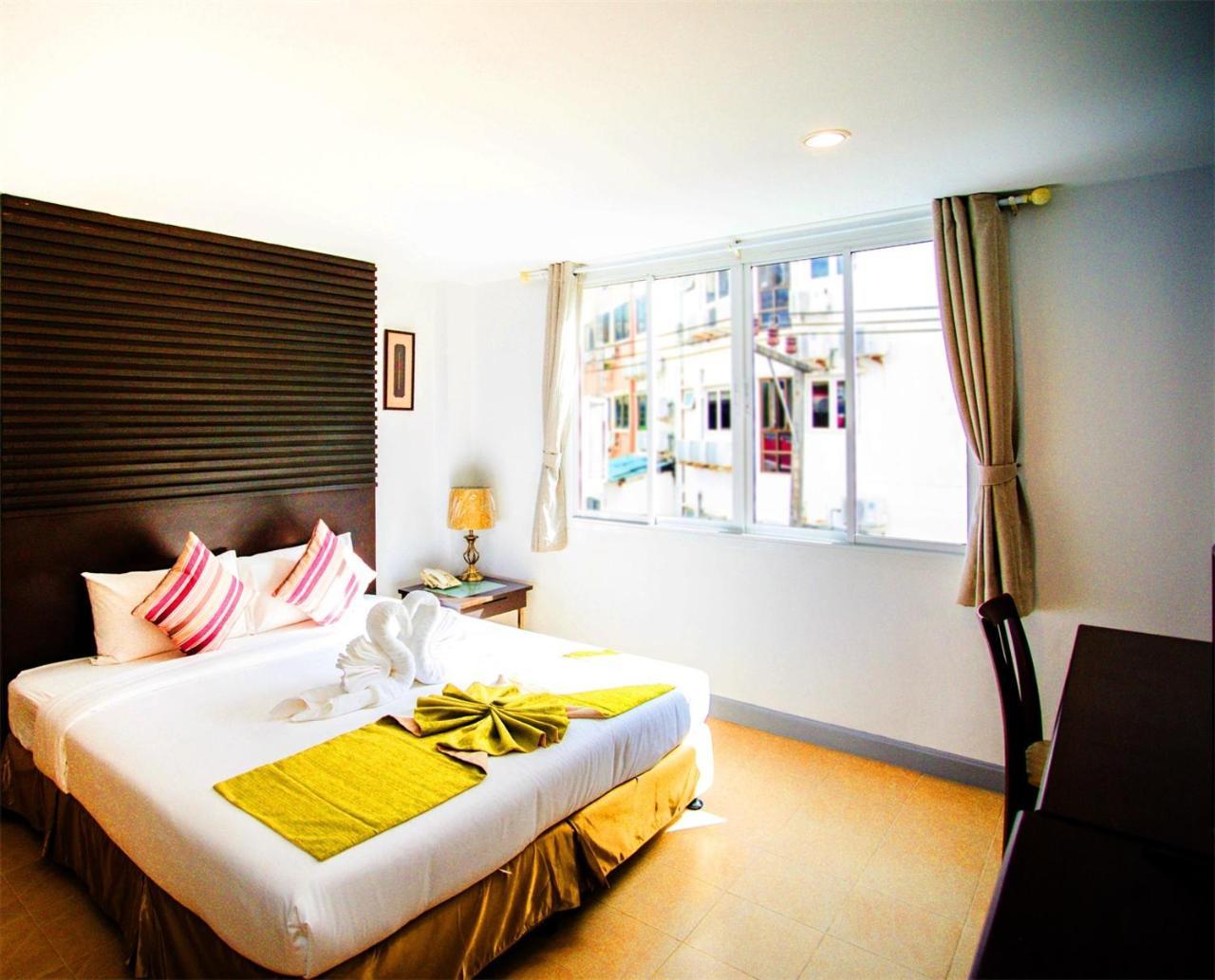 Sino House Patong Hotell Eksteriør bilde