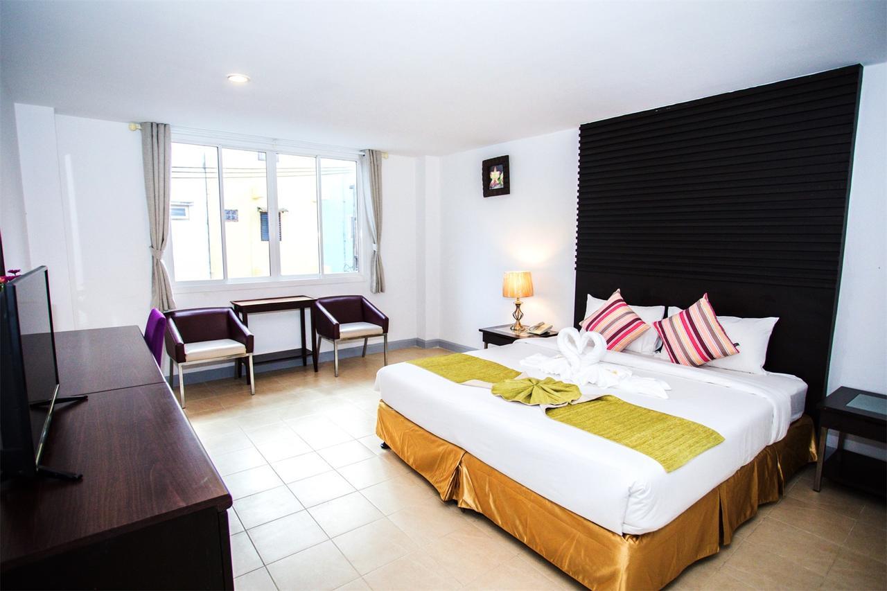 Sino House Patong Hotell Eksteriør bilde