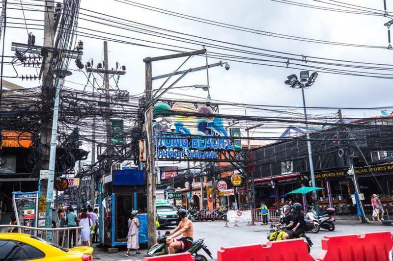 Sino House Patong Hotell Eksteriør bilde